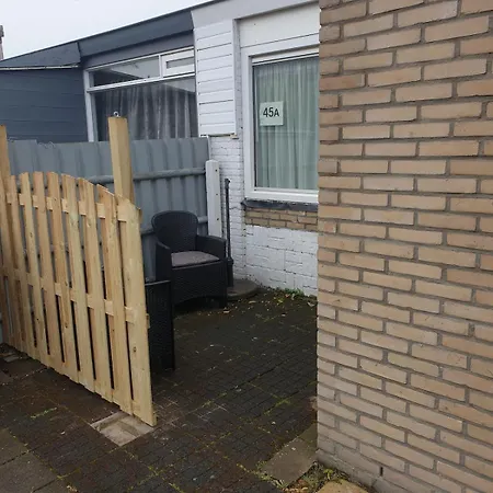 Small Near Sea And Dunes Holiday home